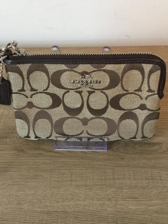 Coach Handbags - Coach Corner Zip Wristlet in Outline Signature Canvas with Hangtag J1521 564375